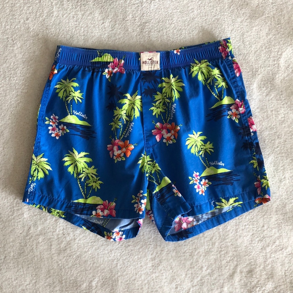 Hawaiian printed Hollister boxer shorts